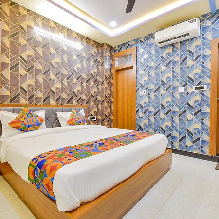 Fabhotel The Castle Inn Удайпур Екстериор снимка