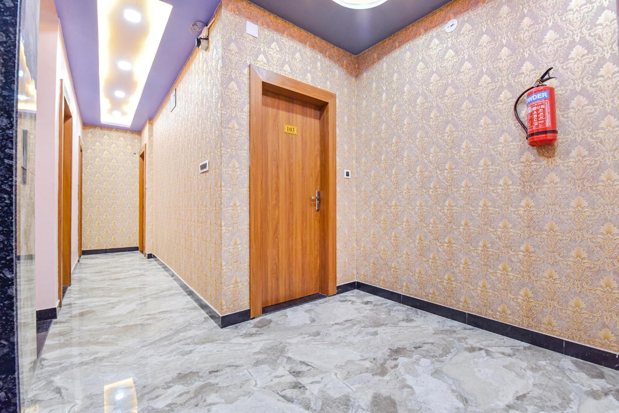 Fabhotel The Castle Inn Удайпур Екстериор снимка