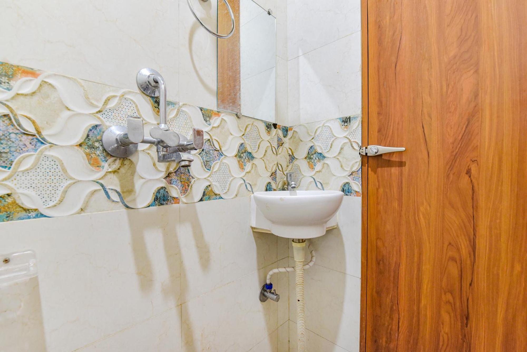Fabhotel The Castle Inn Удайпур Екстериор снимка